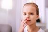 Kako ustaviti otrokovo krvavitev iz nosu: nasvet pediatra