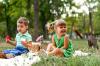 Piknik z otroki v naravi: kontrolni seznam za mamo