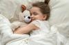 Otrokov spanec na počitnicah: kako ne znebiti režima - nasvet zdravnika za spanje