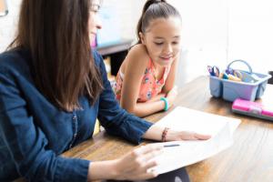 Kako najti mentorja, ki bo pritožba na vašega otroka