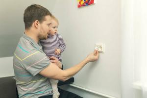 13 skrivnosti električne varnosti za otroke, pozabite nanje