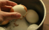 Kako izbrati jajca in jih kuhamo, tako da so zlahka čisti