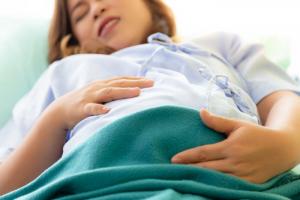 5 pogostih napačnih predstav o spočetju in nosečnosti