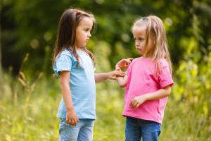 "Bad" besede: kako Otrok je Predšolski otrok s kletvicami
