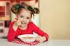 Otrok noče jesti v vrtcu: Top 5 možnih vzrokov in rešitev