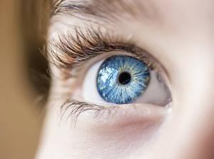Kako odkriti težave z vidom pri otroku: svetovanje oftalmolog